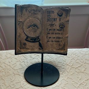 Ashland Halloween Mystic Moon decor